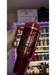   GRAVÍROZOTT STANLEY+STARBUCKS TERMOSZ 1200 ML - FÉNYES PIROS SZÍNBEN