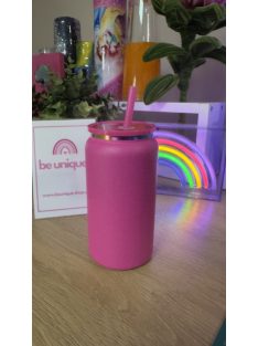   MATT PINK HŐTARTÓ POHÁR IRIZÁLÓ GRAVÍROZÁSSAL SZILIKON FEDÉLLEL ÉS SZÍVÓSZÁLLAL 500 ML