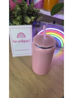   MATT BABARÓZSASZÍN HŐTARTÓ POHÁR IRIZÁLÓ GRAVÍROZÁSSAL SZILIKON FEDÉLLEL ÉS SZÍVÓSZÁLLAL 500 ML