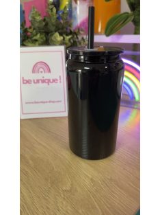   FÉNYES FEKETE HŐTARTÓ POHÁR EZÜST GRAVÍROZÁSSAL SZILIKON FEDÉLLEL ÉS SZÍVÓSZÁLLAL 500 ML