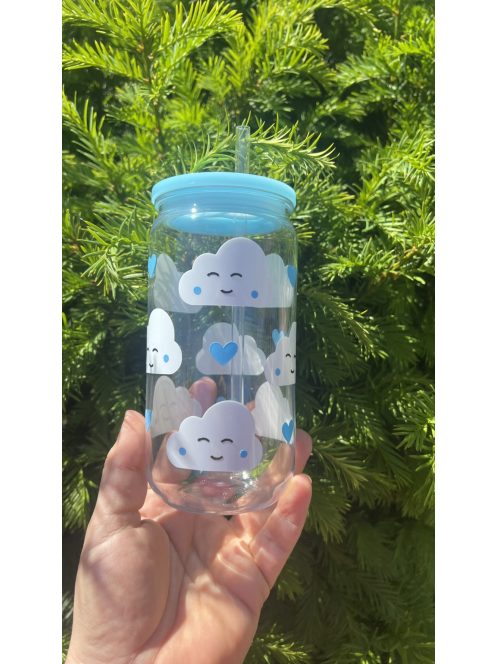 Üveghatású műanyag pohár szilikon fedéllel és műanyag szívószállal színváltós felhőcske mintában
