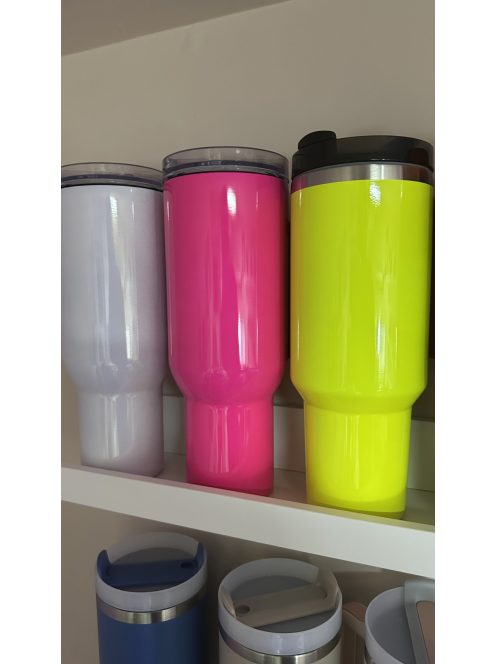 1200 ML STANLEY STÍLUSÚ ZÁRHATÓ FEDELŰ TERMOSZ SZÍVÓSZÁLLAL SAJÁT FOTÓVAL KÉRHETŐ TÖBBFÉLE SZÍNBEN