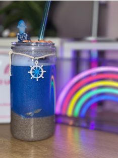 AKRIL POHÁR HOMOKKAL TÖLTVE TENGER STÍLUSBAN 500 ML